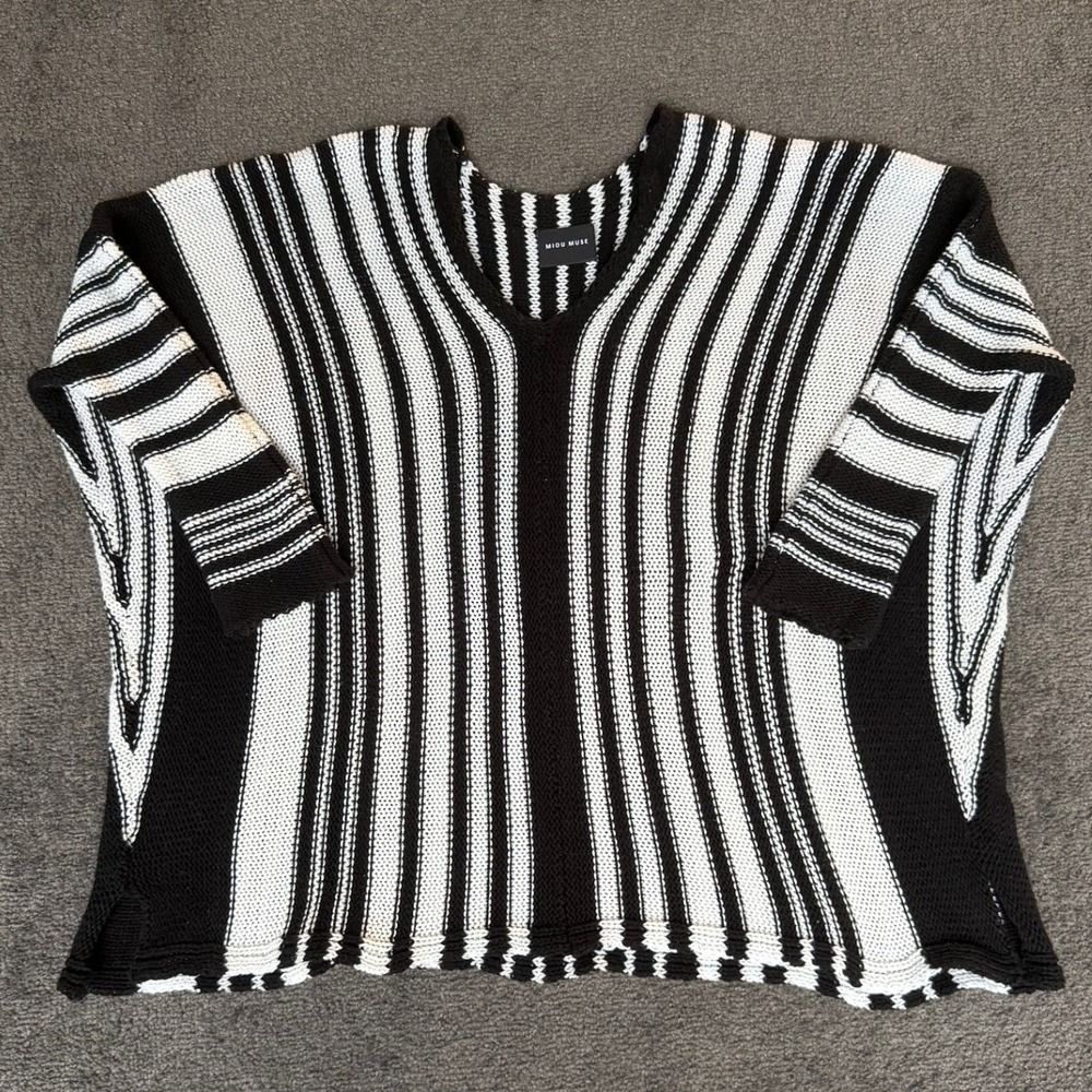 Miou Muse Black White Striped Knit Oversized V-Neck Sweater MMT694 Small